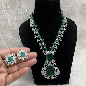 Green Stone Bollywood Necklace Set: White Diamond Royal Jewelry