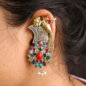 Oxidized Silver Peacock Earcuff: Kemp Stone & Pearl Indian Earring