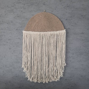 Handmade Macrame Wall Hanging: Boho Chic Decor