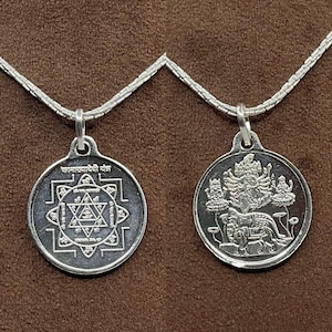 Kamakhya Devi Silver Yantra Locket With Silver Chain