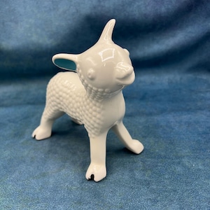 Vintage Lamb Figurine Cream Colored Free Shipping