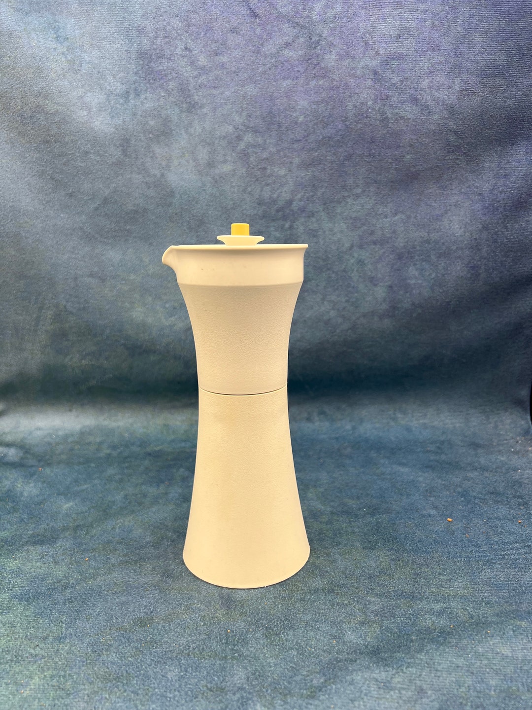 Vintage Tupperware 124615 Vintage 1970s Salad Dressing Cruet Container