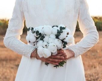 Boho Bridal Bouquet, Wedding Bouquet, Real Preserved Eucalyptus Bouquet, Rustic Bouquet, Boho Bouquet, White Artificial Peony Bouquet