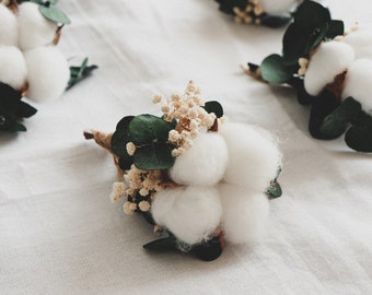Cotton Boutonniere, Dried Flower Boutonniere, Rustic Buttonhole, Preserved Eucalyptus Boutonniere, Boho Boutonniere, Greenery Boutonniere