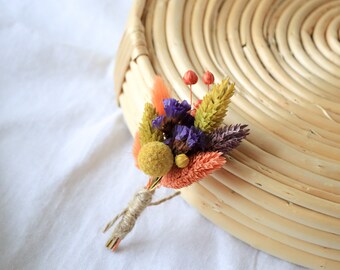 Dried Flower Boutonniere, Wildflower Boutonniere, Rustic Boutonniere, Boho Boutonniere, Craspedia Boutonniere, Yellow Orange Boutonniere