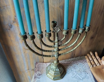 Antique brass Hanukkah Menorah Candlestick with 9 arms, Large and Heavy, Jewish traditional candelabrum with patina, Worship, Hanukkah