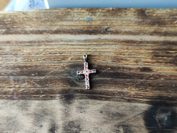 Cross silver pendant decorated with two tone Cubi… - image 6