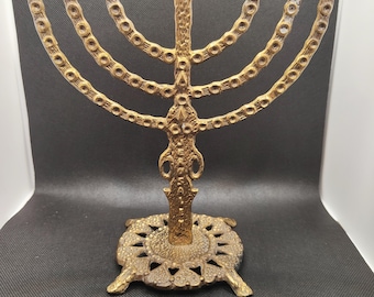 Candelabro de latón vintage de 7 brazos, estilo brutalista, fabricado en Israel, KL Hakuli 1508, Judaica de Jerusalén, decoración judía de mediados de siglo.