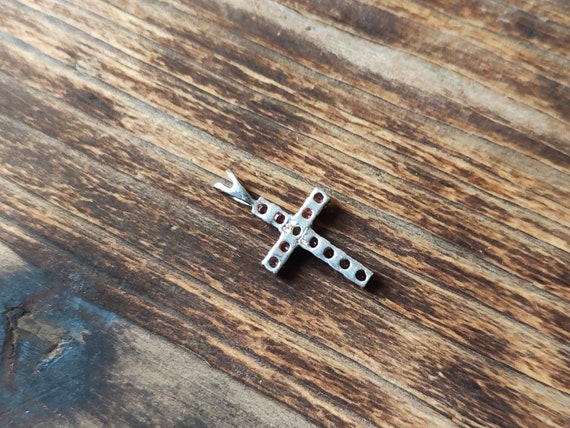 Cross silver pendant decorated with two tone Cubi… - image 10