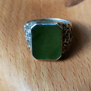 Antique Jade Signet Ring: 835 Silver, Art Nouveau Floral Design