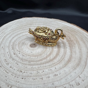 Kumkum Box/ Ruby Stones Box/ Wedding Decor/ Gift Box/ Ring Box/ Lakshmi Devi Box/ Sindoor Box/ Wedding Gift/ Gifting Item/ Puja Item