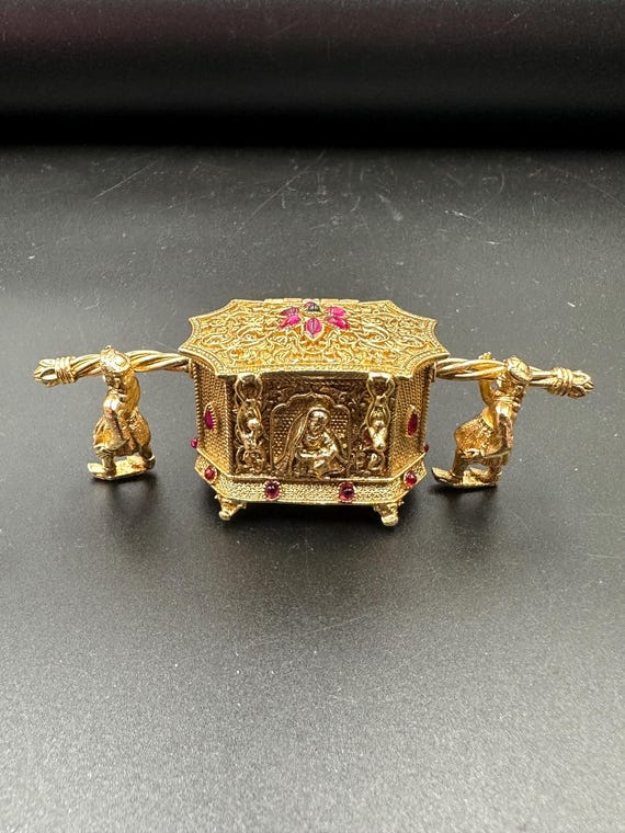 Kumkum Box/ Traditional Wedding, Gift Box/puja Accessories/ Kumkum