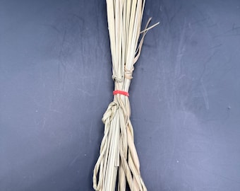 Dharba/ Kuncham/ Grass Sticks/ Puja Item/ Hiranya Puja/ Shraddha Puja/