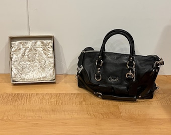 Vintage 2005 COACH Black Signature Jacquard & Leather Shoulder Bag