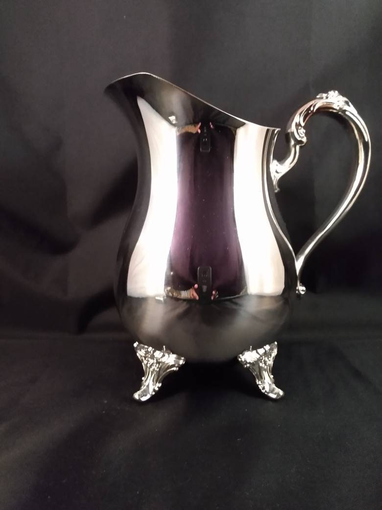 Oneida 2qt Silverplate Pitcher with Ice Lip Etsy