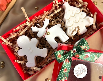 Christmas Gift Box Scented Soy Candle | Christmas Decor | Christmas Theme | Holiday Candle Set | Gingerbread | Reindeer | Christmas Tree