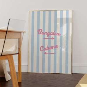 Póster de rayas azules de Cabana*it girl* Impresión de arte digital blanco y rosa *BUNGALOW CABANA* Baño lindo arte de pared imprimible de moda