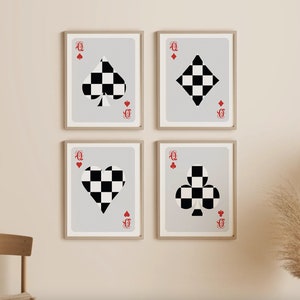 Set van 4 klassieke koningin speelkaart wall art print, speelkaarten geruite kunst aan de muur, trendy poster, gotisch lettertype, digitale download