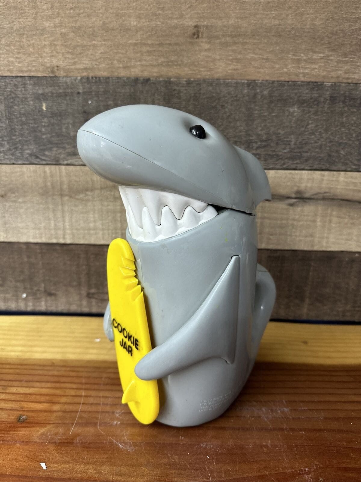 Vintage 1996 Shark Cookie Jar. Jaws Theme Music Plays When Open