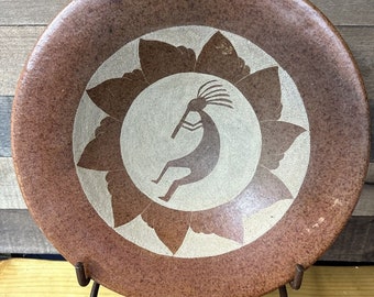 Große Kokopelli südwestlichen Steingut Schüssel 15,5 ”mit Ausstellungsstand