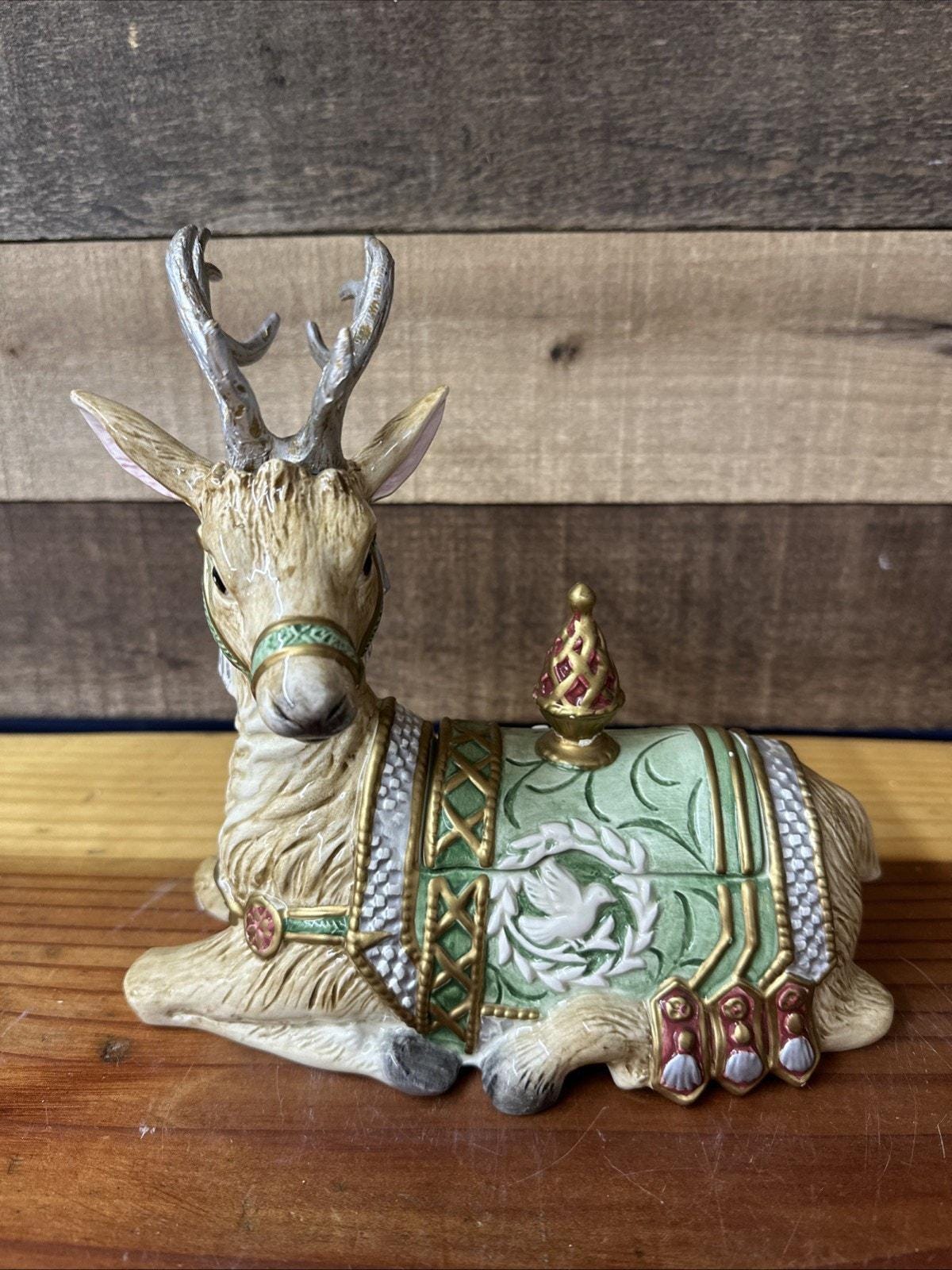 Fitz Floyd Gregorian Deer Reclining Ceramic Lidded Christmas Green