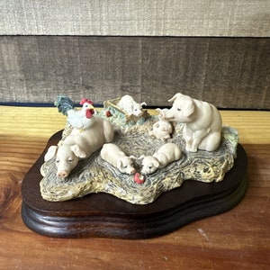 Lowell Davis &quot;Hog Heaven&quot; Figurine Pigs Border Fine Arts Schmid
