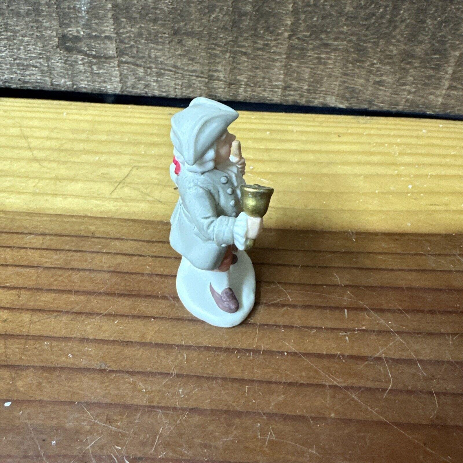 Vintage Lefton Colonial Village Figurine #00670 Old Ben the Bell Ringer ...
