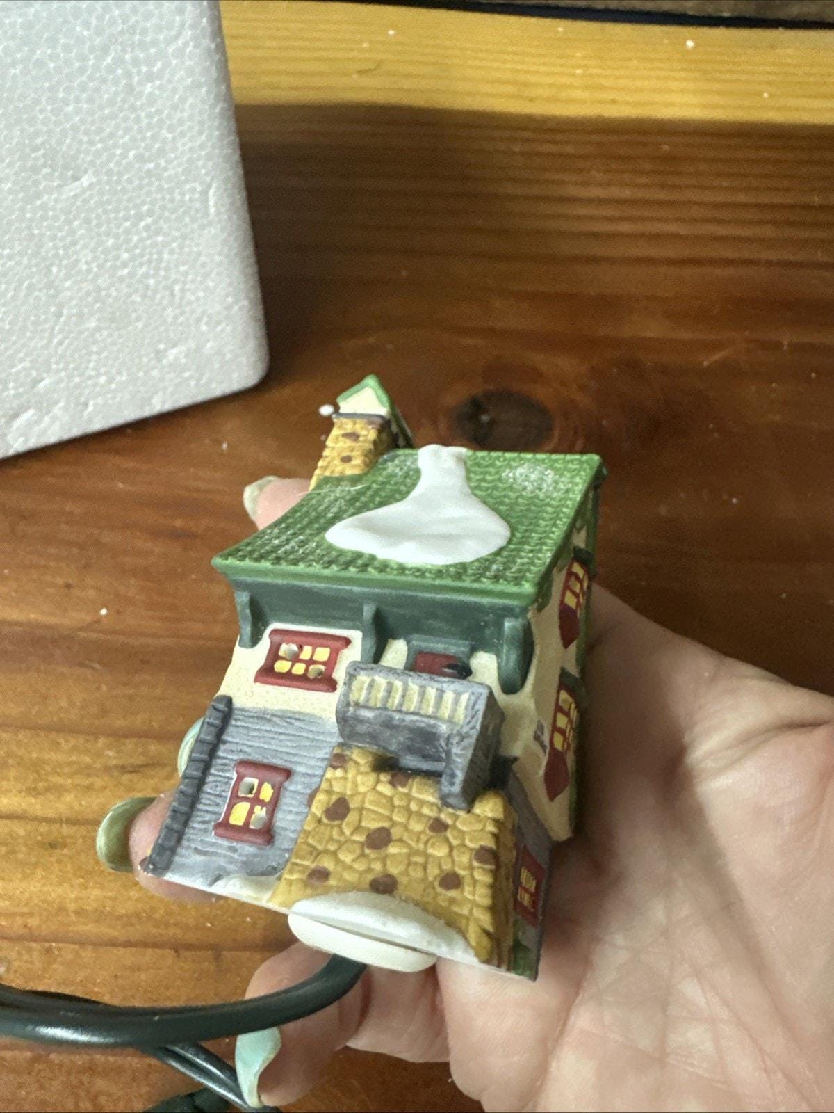 Dept 56 Elf Bunkhouse Ornament North Pole Series In Box - Etsy 日本