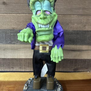 Gemmy Freaky Geeks Dancing Frankenstein Halloween Thriller