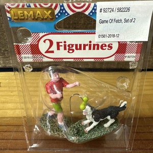 Lemax Christmas Village Figures Game of Fetch Man plays with Dog in Park 2 pcs-b