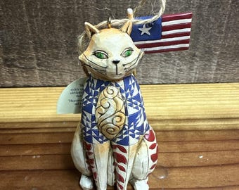 Jim Shore Heartwood Creek 4014461 Patriotic Cat Ornament