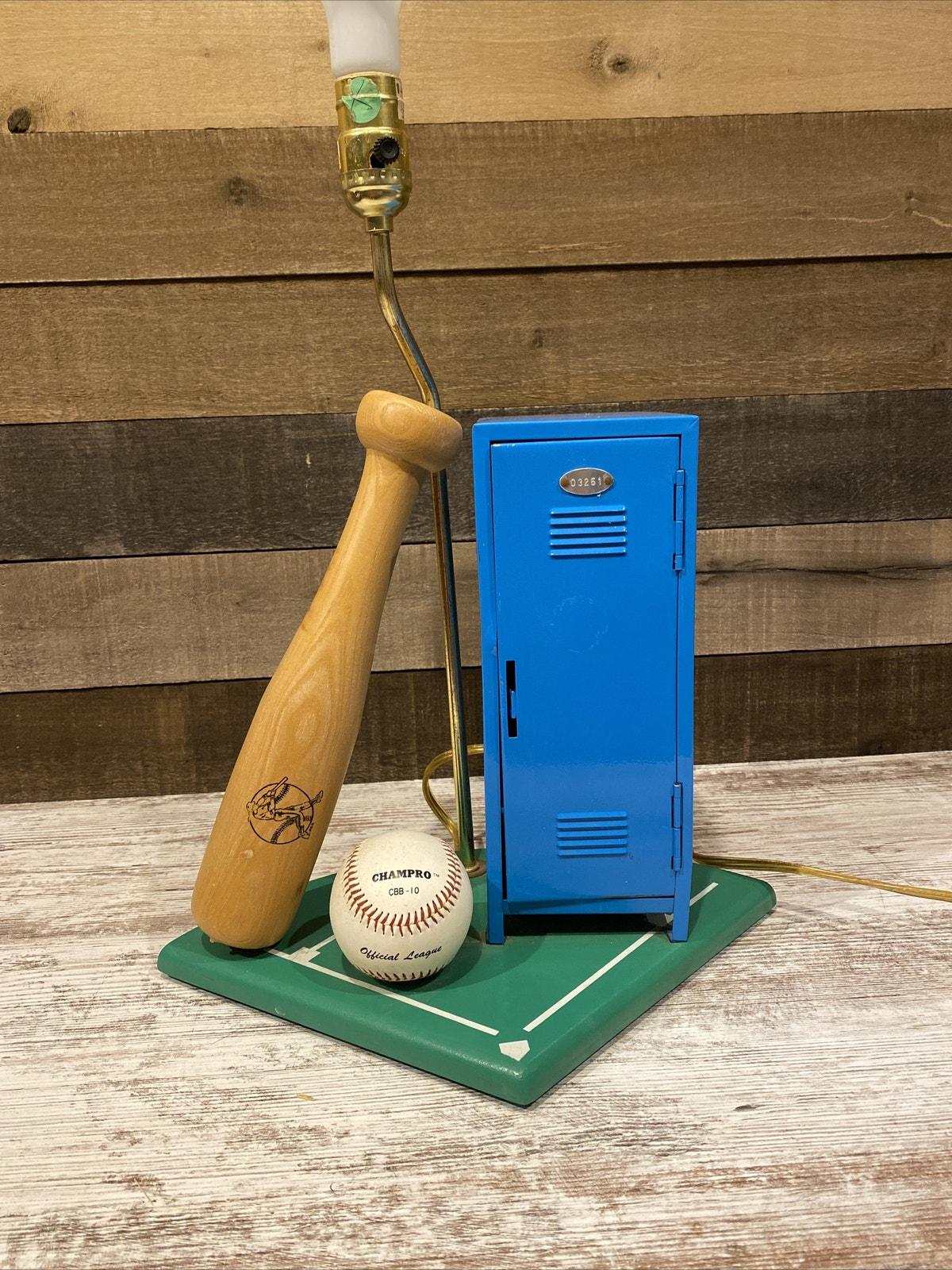 Ensemble balle et batte de baseball US ww2