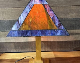 Purple And Amber Stained Glass Table Lamp Wood Base 19”