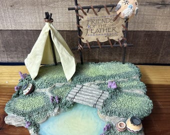 1994 Enesco Friends of the Feather Karen Hahn Village Teepee Pond