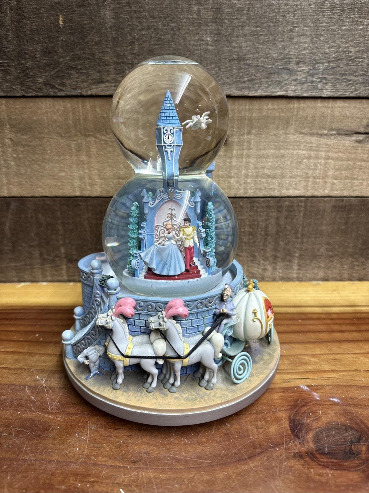 シンデレラスノードーム Cinderella Snowglobe - Etsy