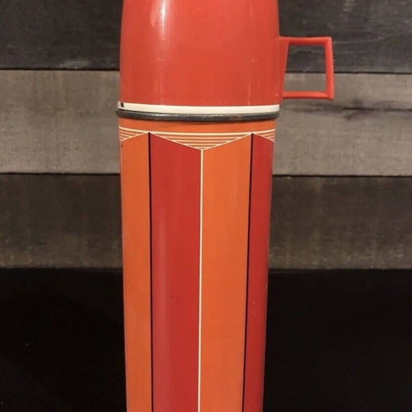 Vintage 1974 #2210 Thermos King-Seeley Red Camping Picnic Beach Coffee Cocktails