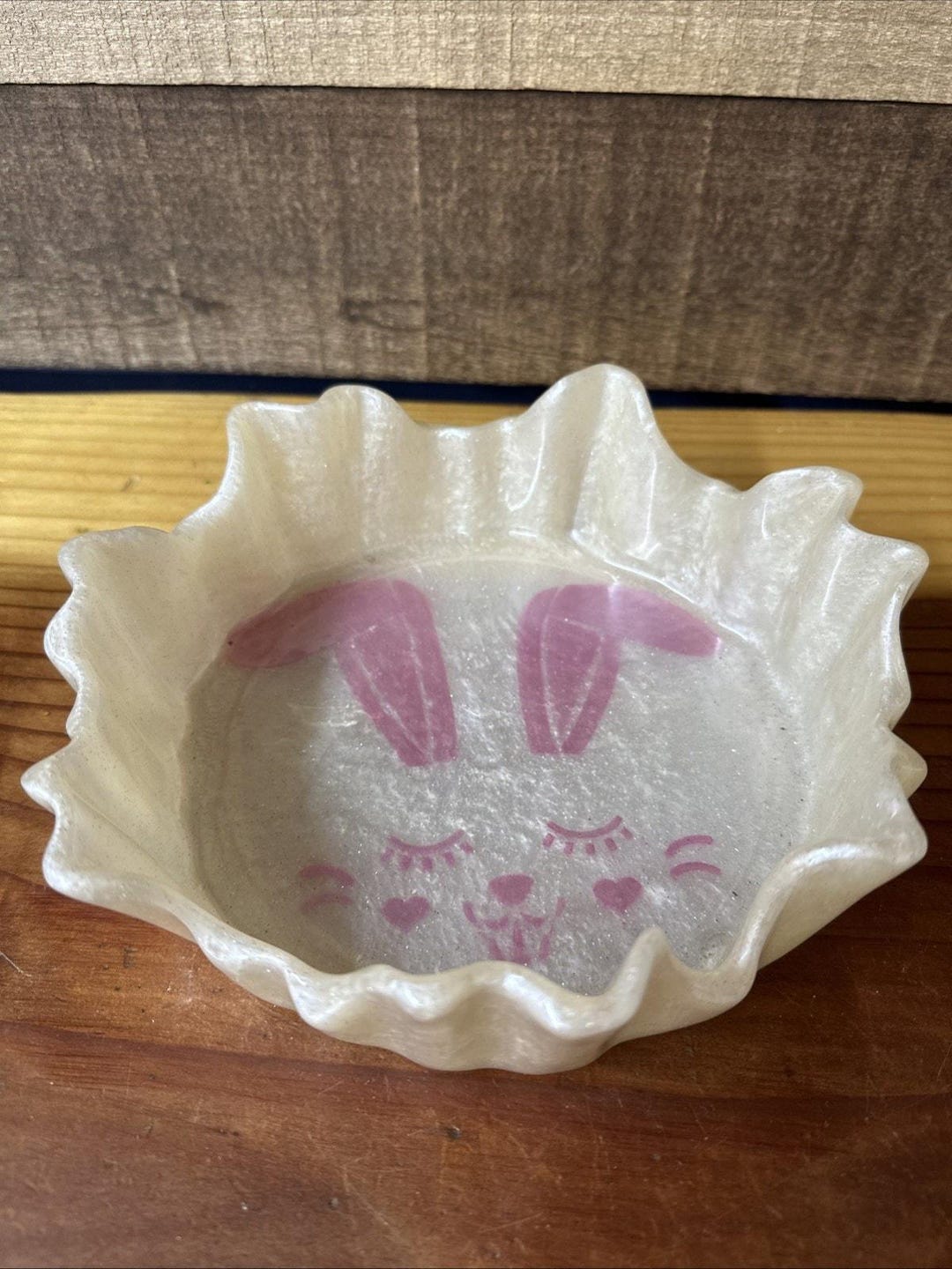 Shallow Red Rabbit Bowl Bunny Rabbit Melted Acrylic Ruffled Edge Bowl 7” Wide - Etsy
