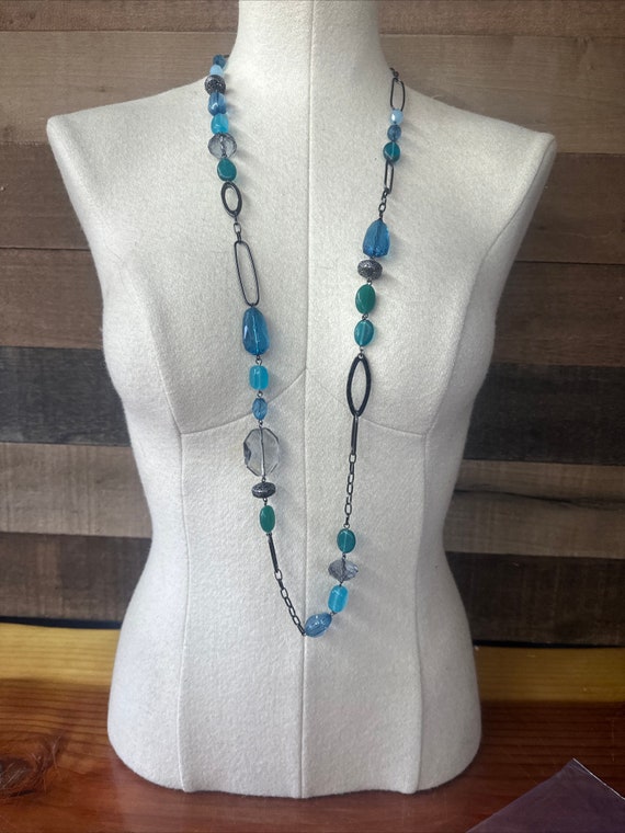 Lia Sophia meridian blue necklace