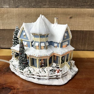 Hawthorne Village Thomas Kinkade Holiday Bed and Breakfast