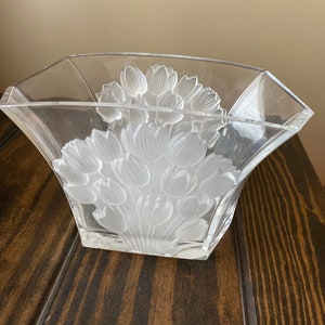 Vintage tulip lead Crystal vase bowl