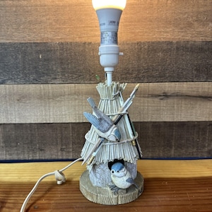 Hallmarks Marjolein Bastin’s Natures Sketchbook Birdhouse Lamp -flaw