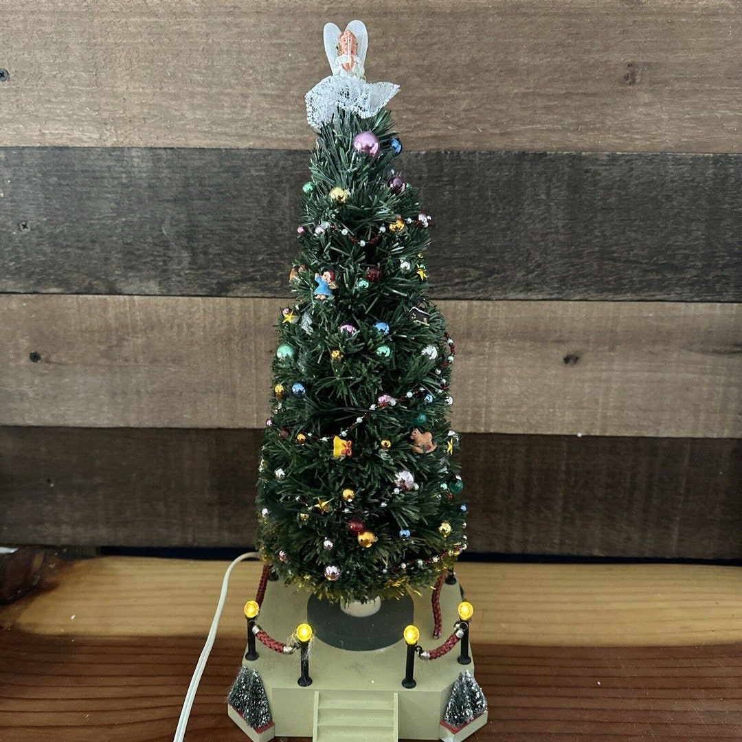 Lemax Lighted Musical Christmas Tree 2001 14660A W Boxflaws Etsy