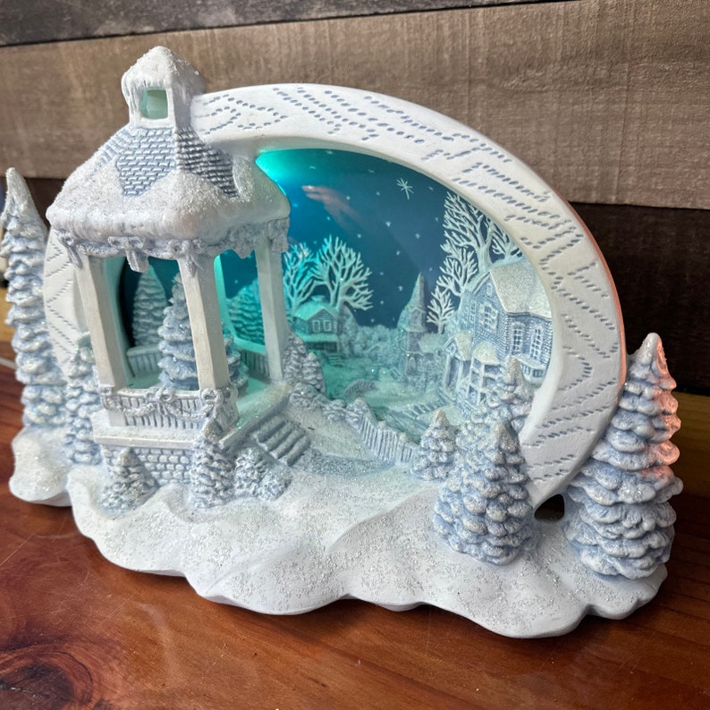 Hershey Molded Christmas Lighted Winter Scenes Set of 2 Etsy