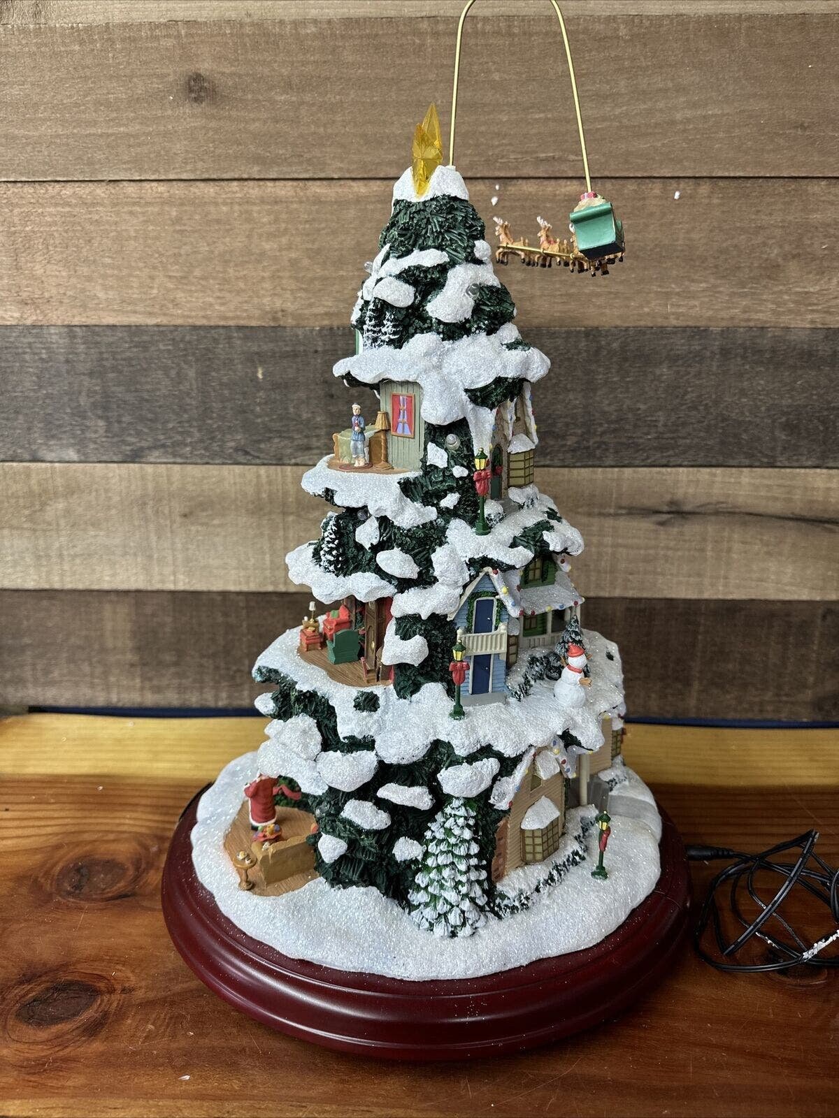 トーマス・キンケード「クリスマス・イブの夜」イルミネーション