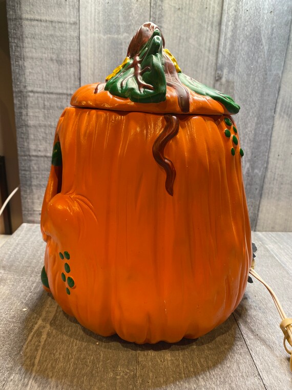 Vintage lighted ceramic pumpkin with sounds Home & Living Night Lights