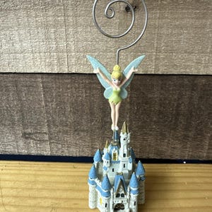 ティンカーベルのピクチャー/カードホルダー ティンカーベルとシンデレラの城 高さ7インチ