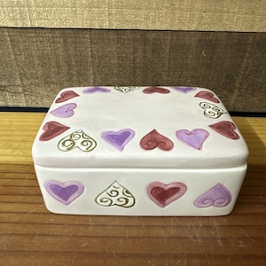 Porte-bonbons coeur en céramique Fannie May