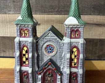 Holiday Time "Vintage Victorian" 2021 Lighted Village Cathedral 7.5”x 10.5”