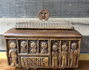Vintage Treasure Craft 