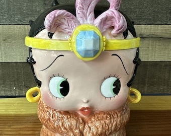 Vintage Betty Boop Ceramic Cookie Jar – Collectible Cartoon